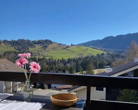Bergwiese Mit Karte *